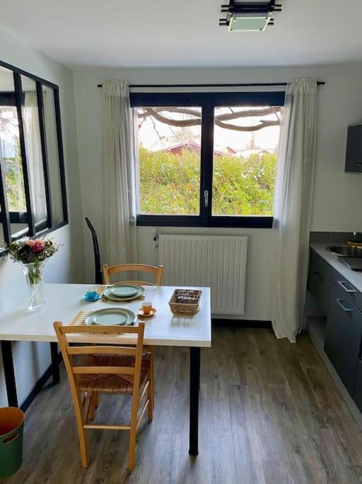Appartement Independant 30 M² A 500M Du Lac, 2 Velos Et Parking Fournis Sevrier Bagian luar foto